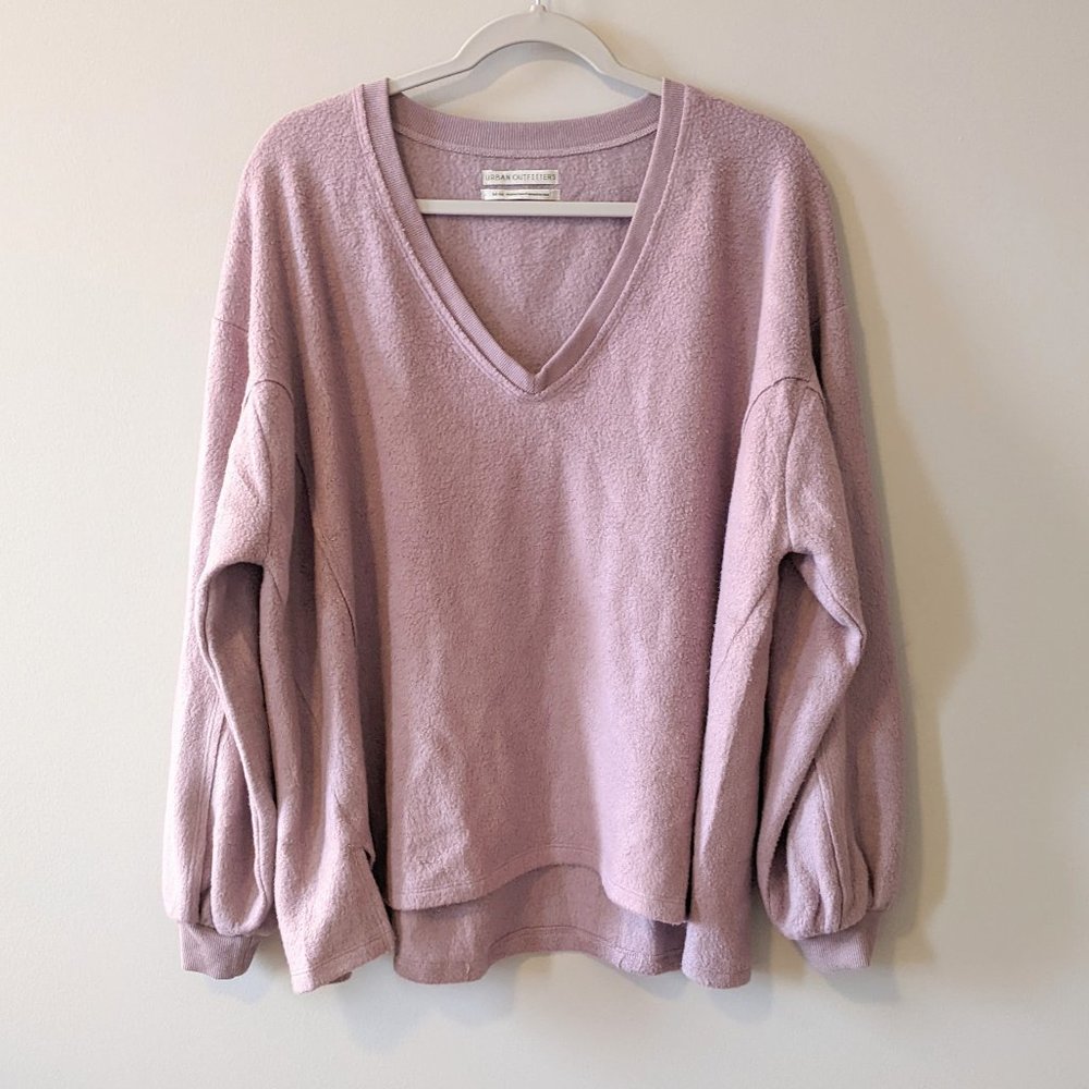 Urban Outfitters Lillu V-neck Pullover Sweater